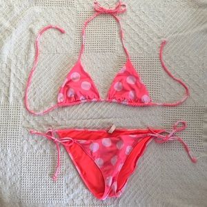 Victoria’s Secret string bikini